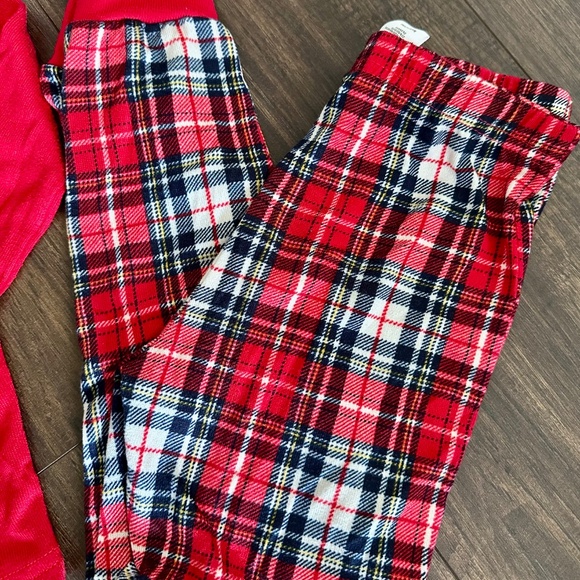 Kids Unisex Holidays Christmas Pajama Set Like New Condition Red Size 6 - Picture 3 of 4